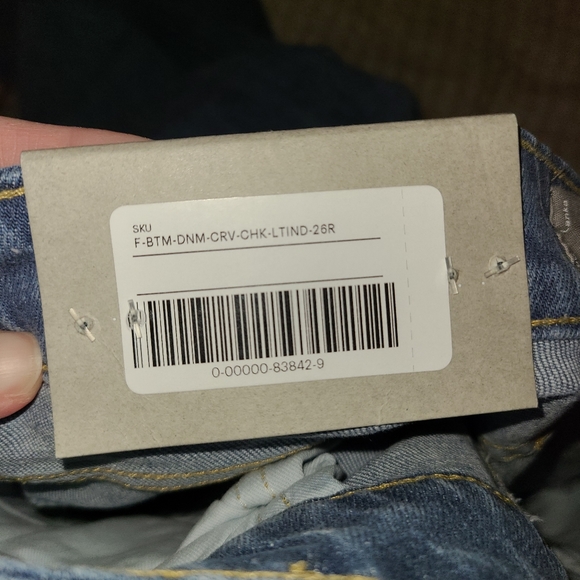 The Orginal Curvy Cheeky Jeans Everlane - Picture 5 of 5